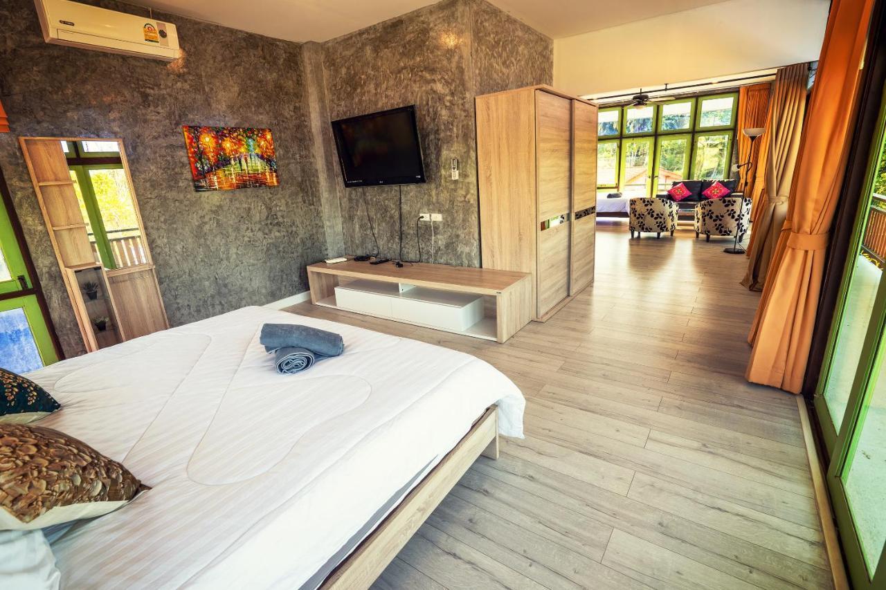 Tonmai Suites Koh Lanta Exterior photo